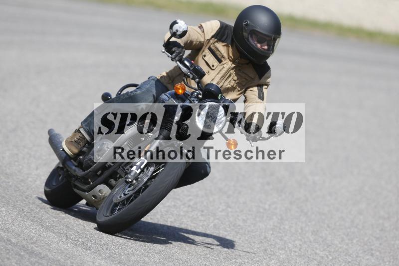 /Archiv-2025/09 22.04.2025 Cornu Master School ADR/gruen-vert/44